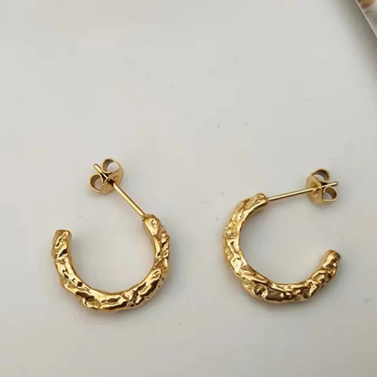 1 Pair Simple Style Classic Style C Shape Plating Pleated Stainless Steel Gold Plated Ear Studs