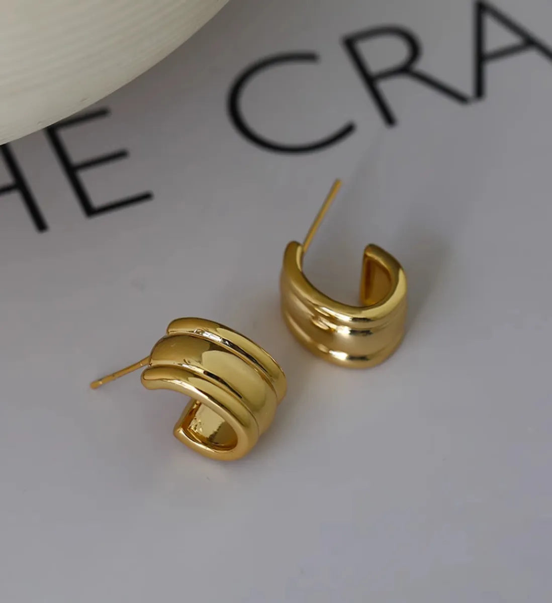 1 Pair Simple Style Classic Style C Shape Plating Titanium Steel 18k Gold Plated Ear Studs