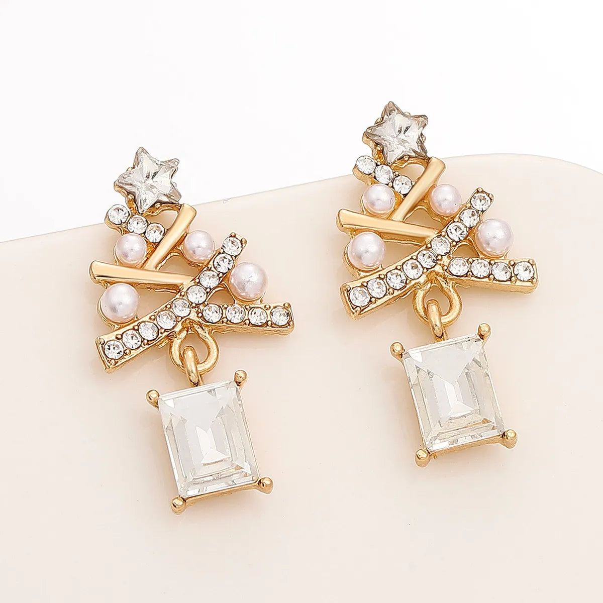 1 Pair Simple Style Classic Style Christmas Tree Snowflake Alloy Drop Earrings