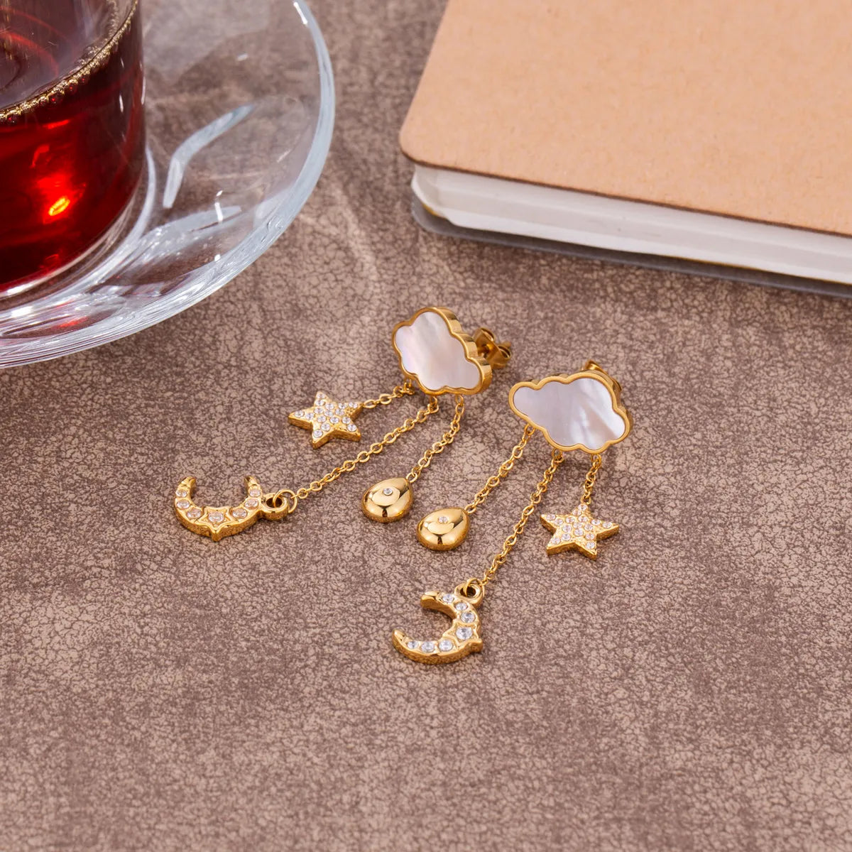 1 Pair Simple Style Classic Style Clouds Butterfly Plating Inlay Stainless Steel Shell Gold Plated Ear Studs