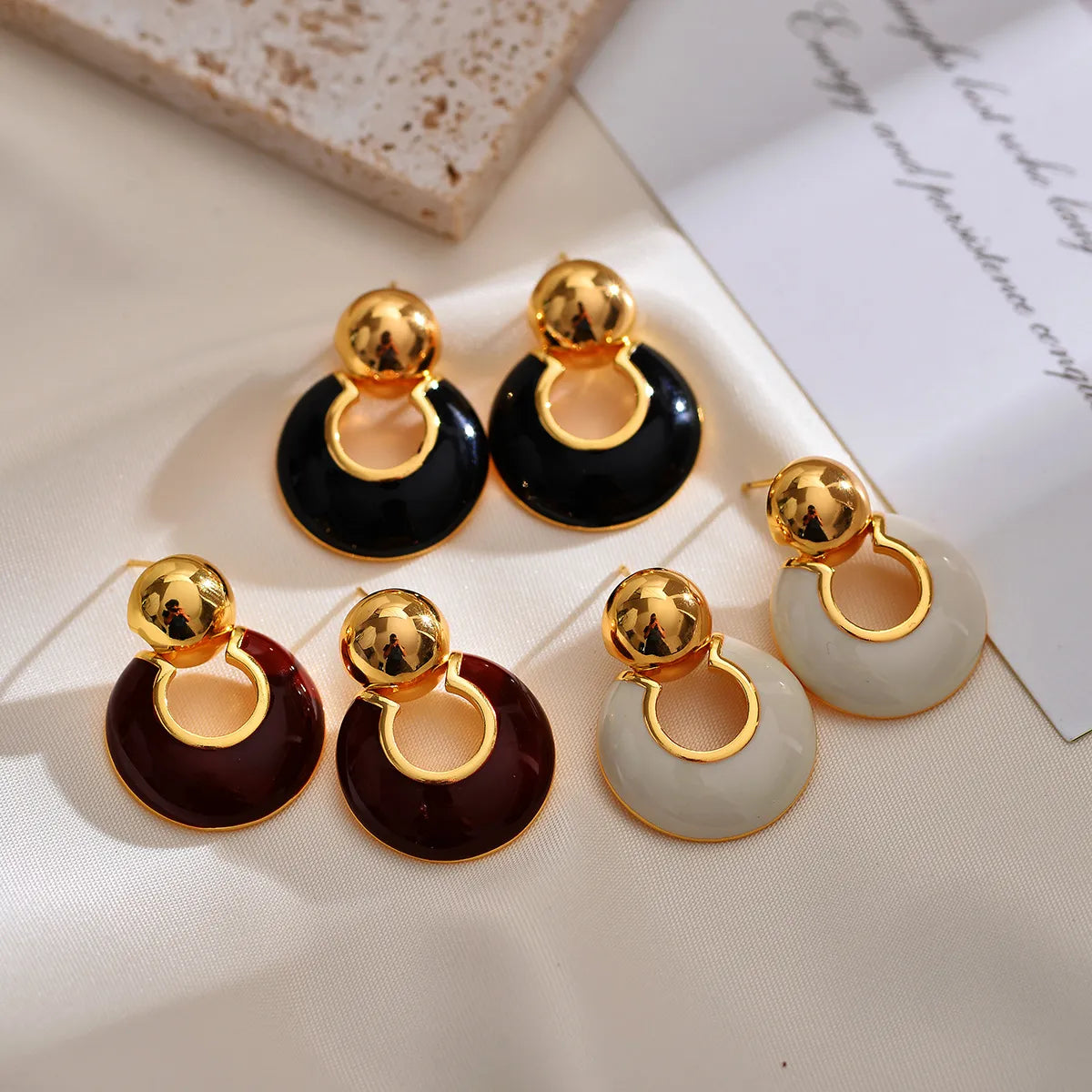 1 Pair Simple Style Classic Style Color Block Plating Copper Gold Plated Ear Studs