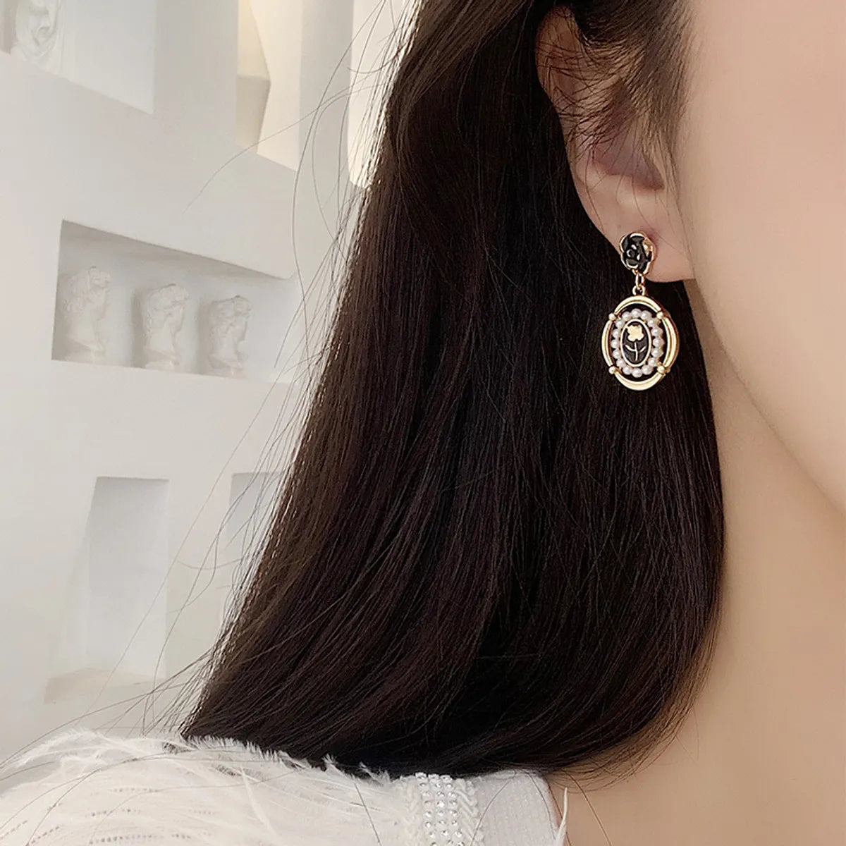 1 Pair Simple Style Classic Style Color Block Plating Inlay Alloy Artificial Pearls Gold Plated Drop Earrings