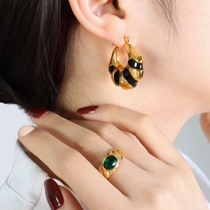 1 Pair Simple Style Classic Style Color Block Titanium Steel Enamel Plating 18k Gold Plated Earrings