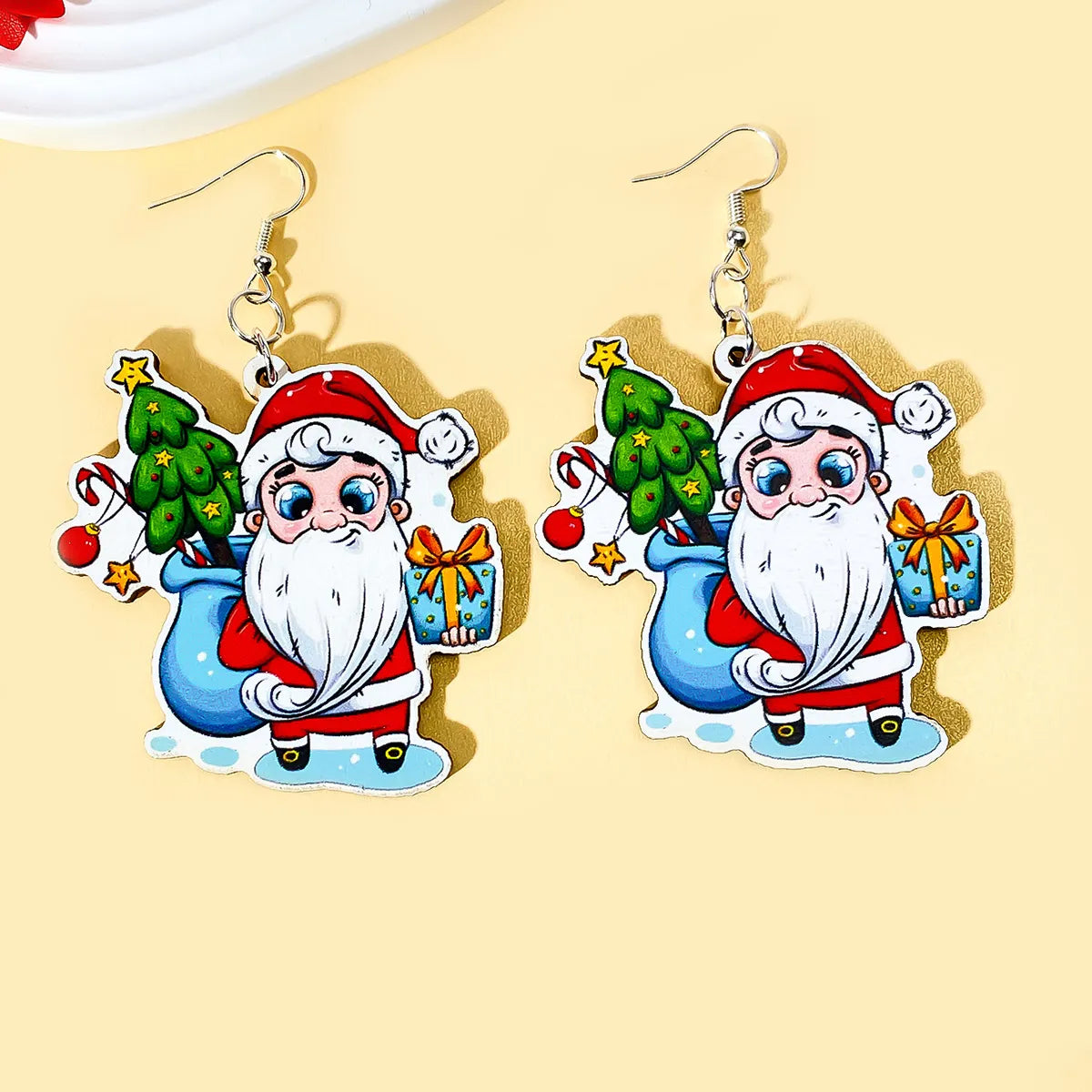 1 Pair Simple Style Classic Style Commute Santa Claus Printing Wood Drop Earrings