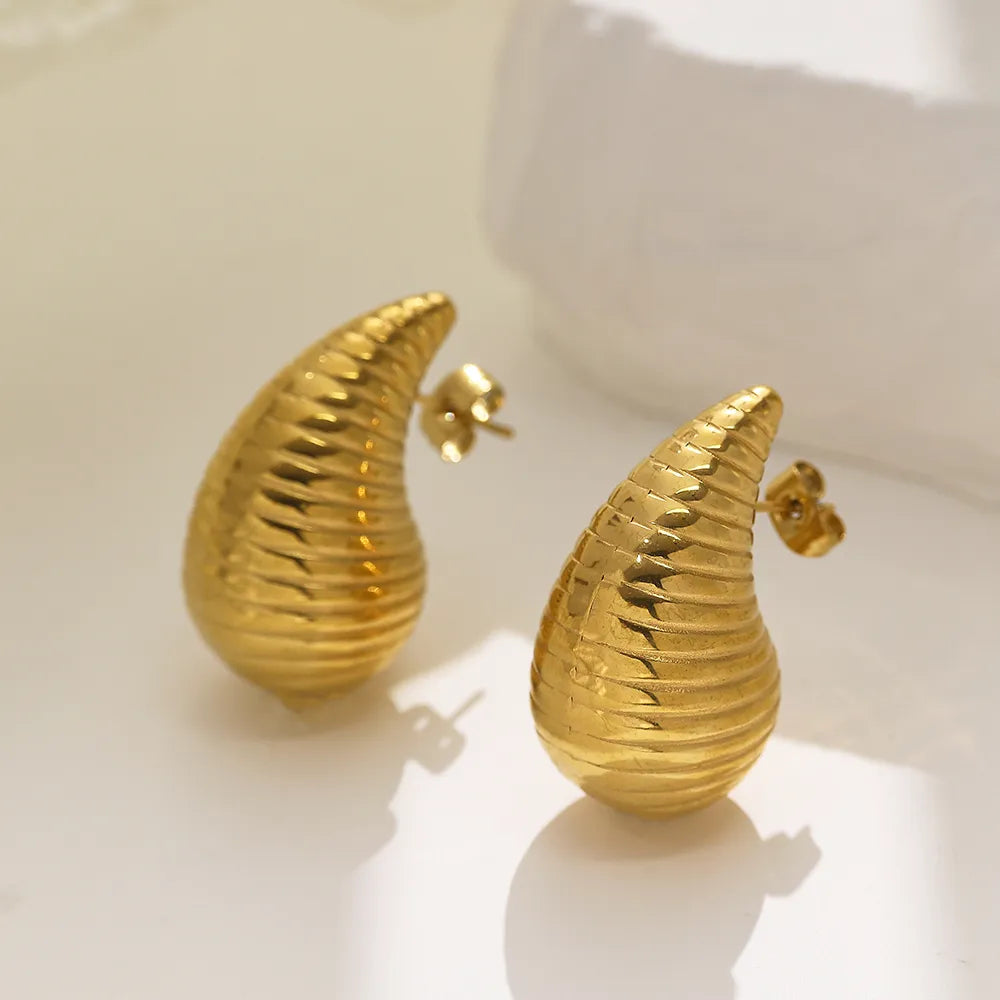 1 Pair Simple Style Classic Style Commute Water Droplets 304 Stainless Steel Titanium Steel 18K Gold Plated Ear Studs