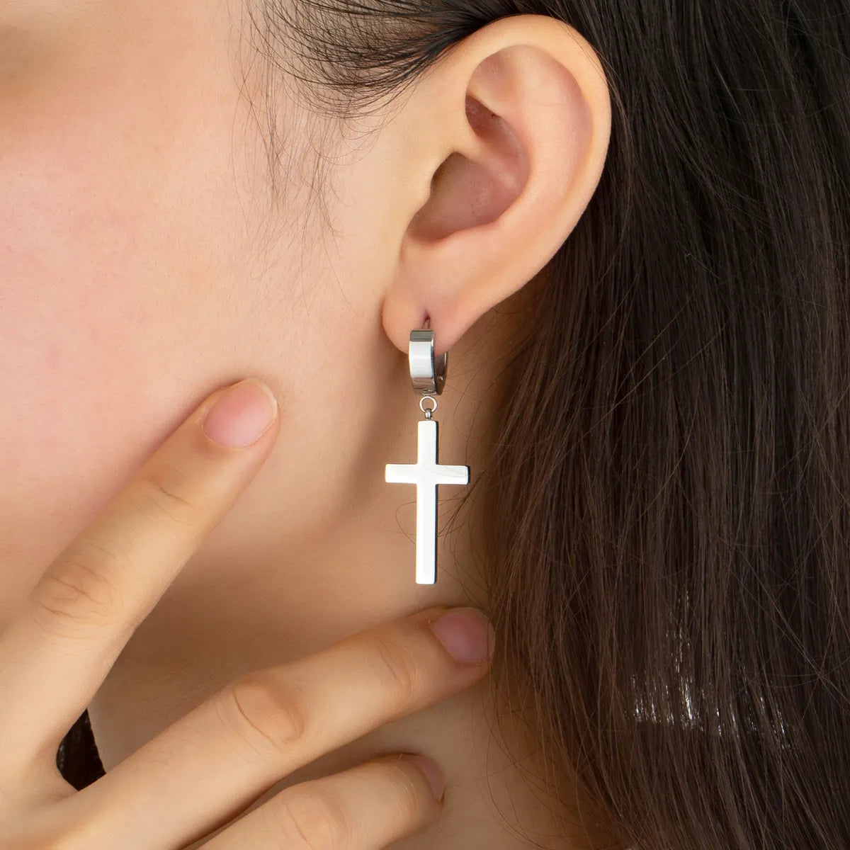 1 Pair Simple Style Classic Style Cross Plating Stainless Steel Gold Plated Black Plated Earrings