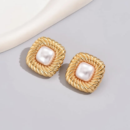 1 Pair Simple Style Classic Style Devil'S Eye Strawberry Inlay Alloy Iron Pearl Ear Studs