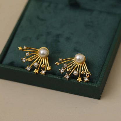 1 Pair Simple Style Classic Style Fireworks Plating Inlay Copper Pearl Zircon 18K Gold Plated Ear Studs