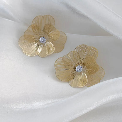 1 Pair Simple Style Classic Style Flower Inlay Copper Rhinestones Ear Studs