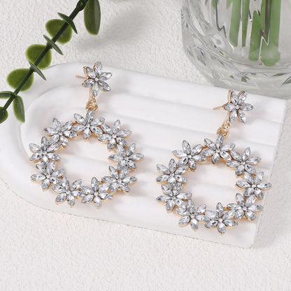 1 Pair Simple Style Classic Style Flower Inlay Zinc Alloy Rhinestones Drop Earrings