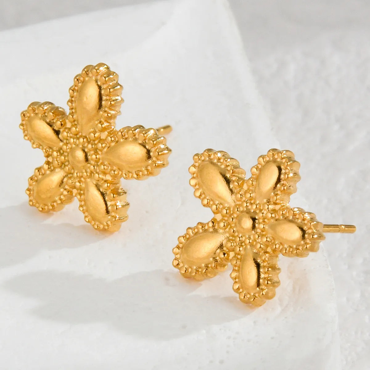 1 Pair Simple Style Classic Style Flower Plating 304 Stainless Steel Ear Studs