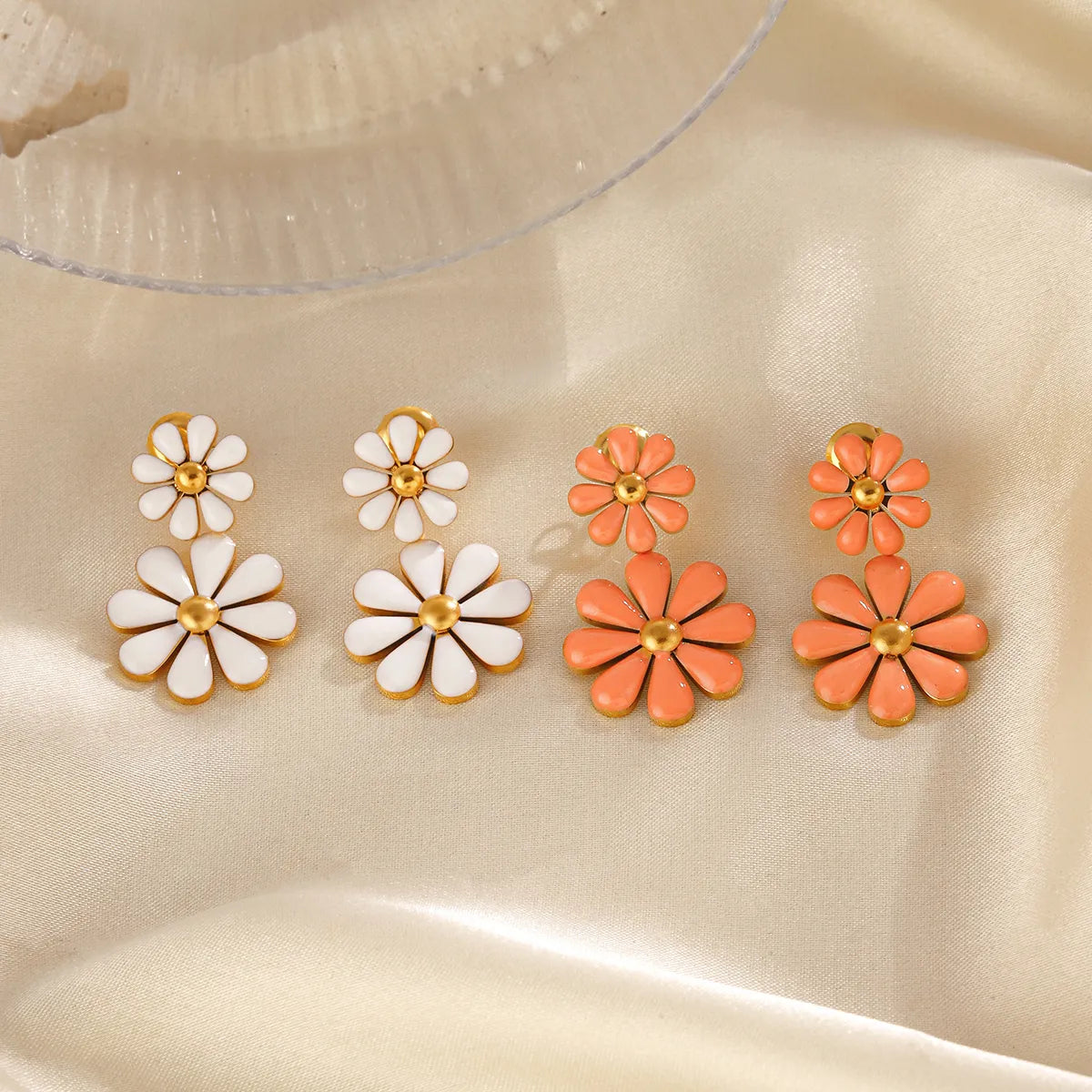 1 Pair Simple Style Classic Style Flower Plating Inlay 304 Stainless Steel Resin 18K Gold Plated Drop Earrings