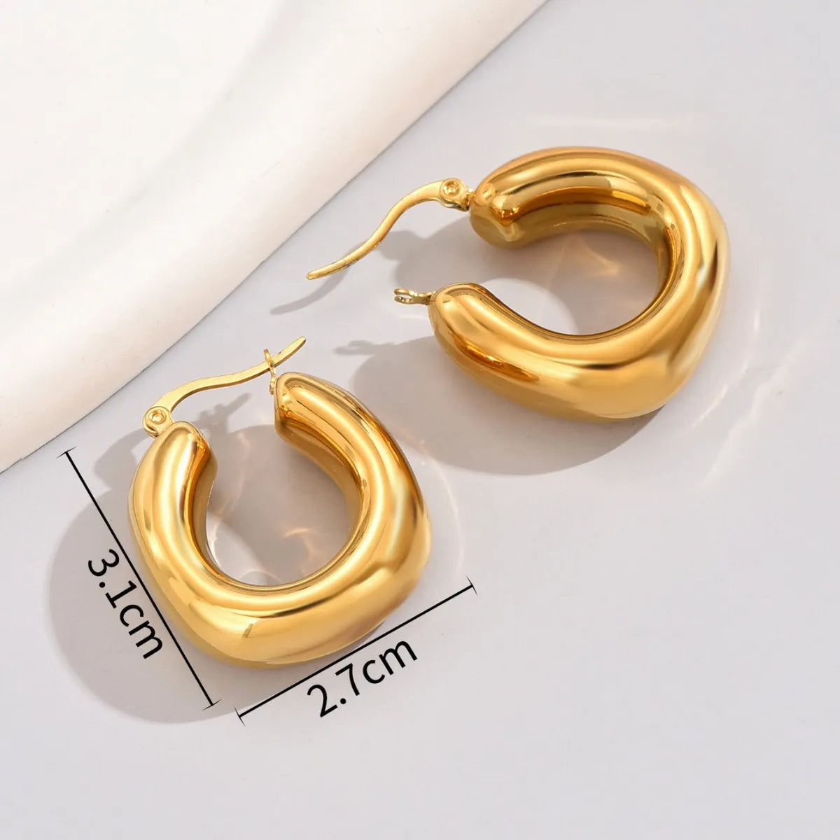 1 Pair Simple Style Classic Style Geometric Plating Titanium Steel 18k Gold Plated Earrings