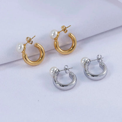 1 Pair Simple Style Classic Style Geometric Solid Color Plating Inlay 304 Stainless Steel Imitation Pearl Artificial Pearls 18K Gold Plated Earrings