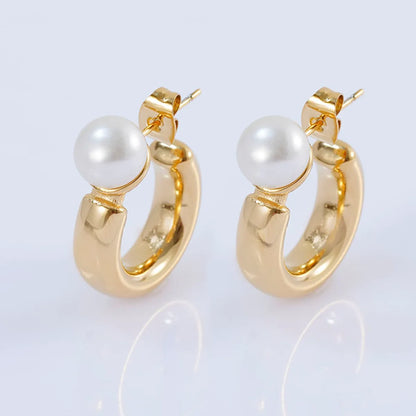 1 Pair Simple Style Classic Style Geometric Solid Color Plating Inlay 304 Stainless Steel Imitation Pearl Artificial Pearls 18K Gold Plated Earrings