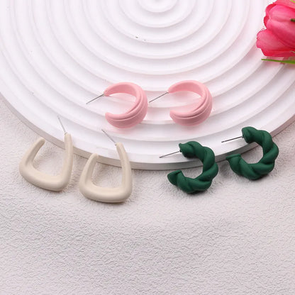 1 Pair Simple Style Classic Style Geometric Spray Paint Arylic Ear Studs