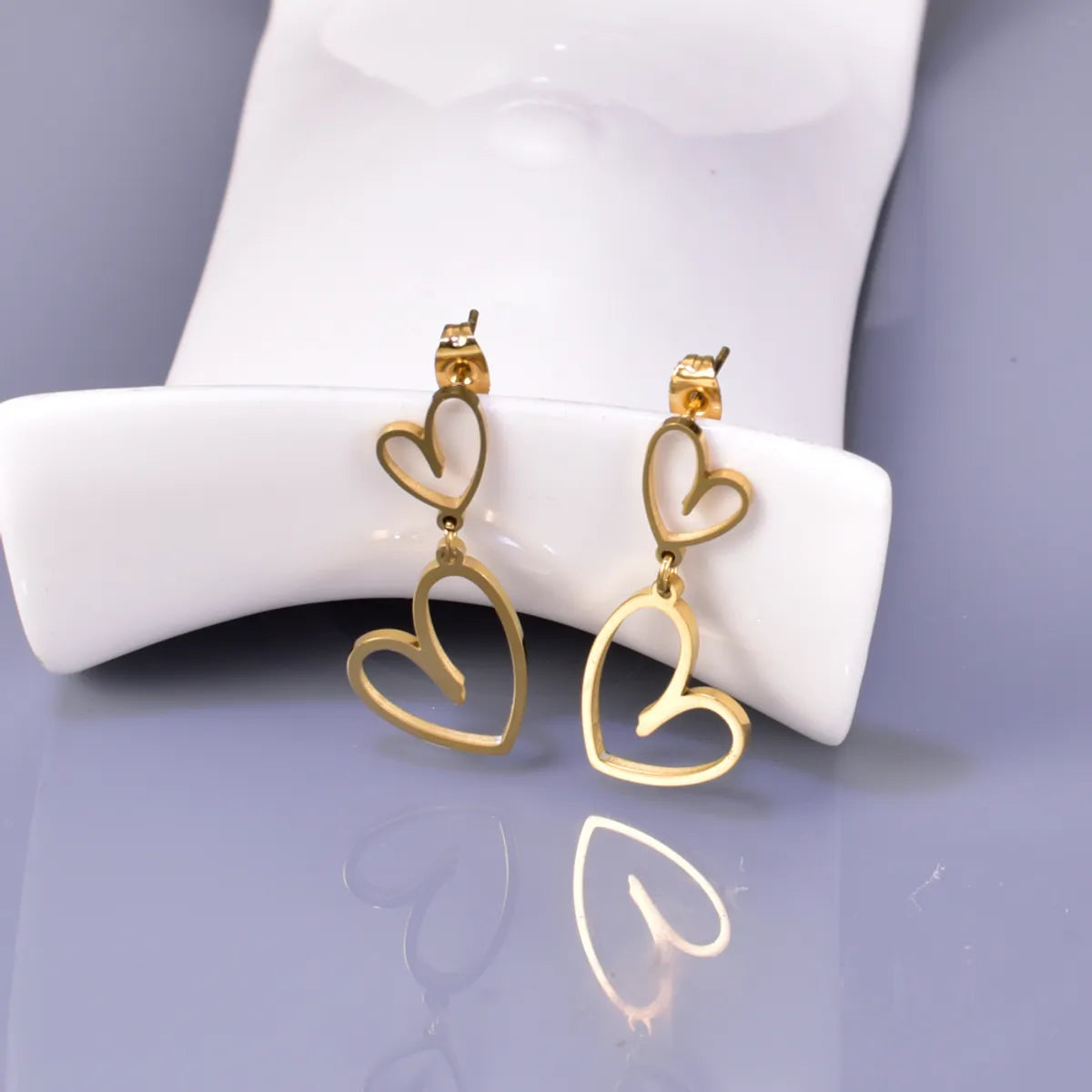 1 Pair Simple Style Classic Style Heart Shape 304 Stainless Steel Titanium Steel 18K Gold Plated Drop Earrings