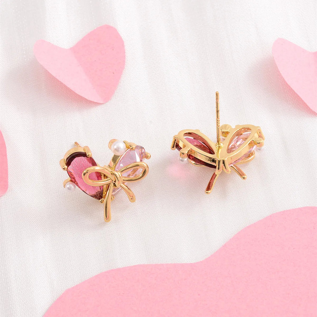 1 Pair Simple Style Classic Style Heart Shape Bow Knot Plating Inlay Copper Zircon 18K Gold Plated Ear Studs