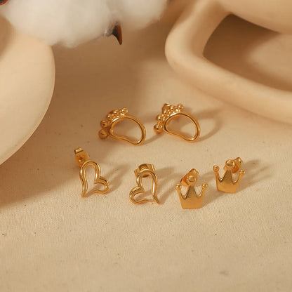 1 Pair Simple Style Classic Style Heart Shape Crown Foot Polishing Plating 304 Stainless Steel 18K Gold Plated Ear Studs