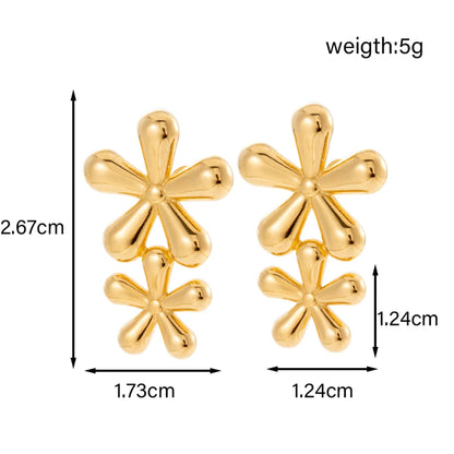 1 Pair Simple Style Classic Style Heart Shape Flower Shell Plating 304 Stainless Steel Ear Studs