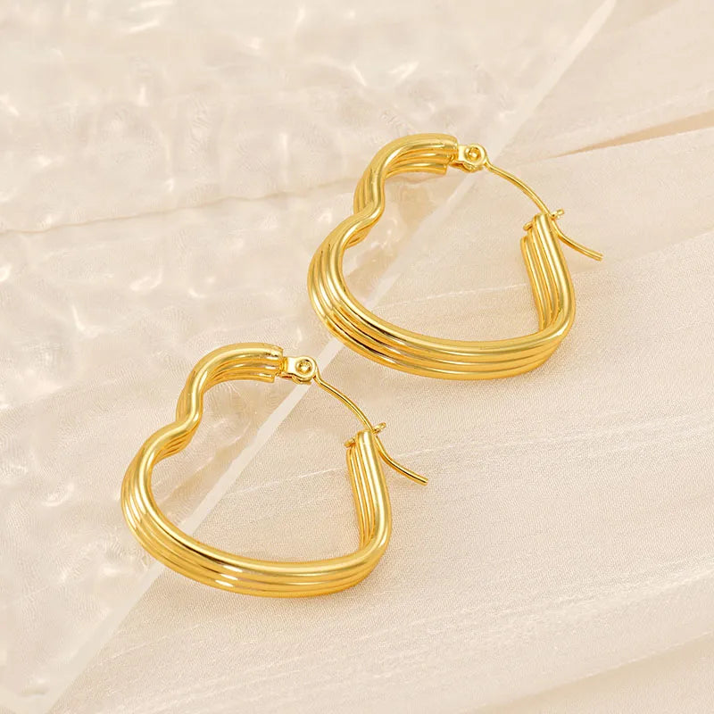 1 Pair Simple Style Classic Style Heart Shape Plating 304 Stainless Steel 18K Gold Plated Ear Studs