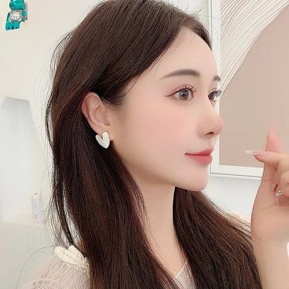 1 Pair Simple Style Classic Style Heart Shape Plating Alloy Gold Plated Ear Studs