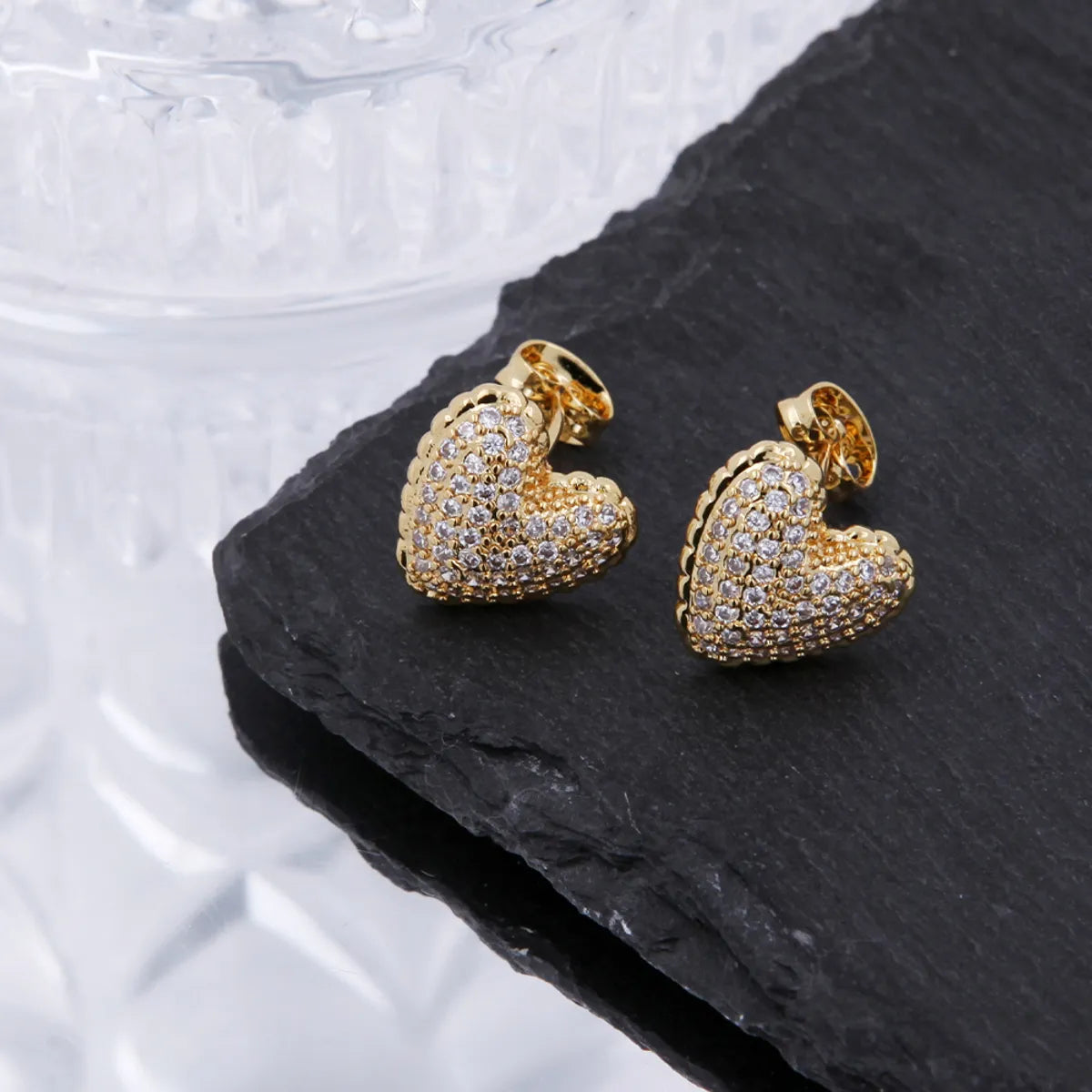 1 Pair Simple Style Classic Style Heart Shape Plating Copper Zircon 18K Gold Plated Ear Studs