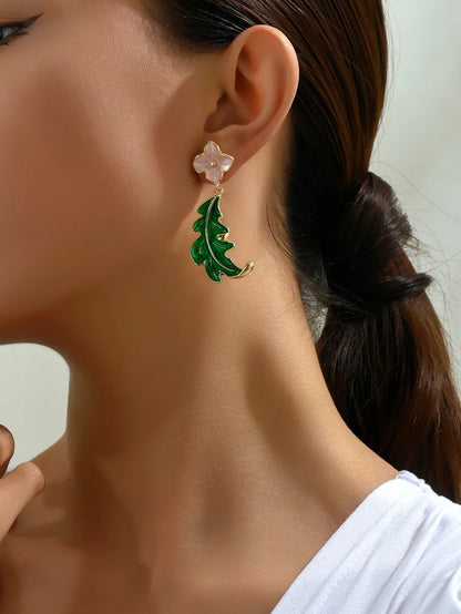 1 Pair Simple Style Classic Style Leaves Enamel Alloy Drop Earrings