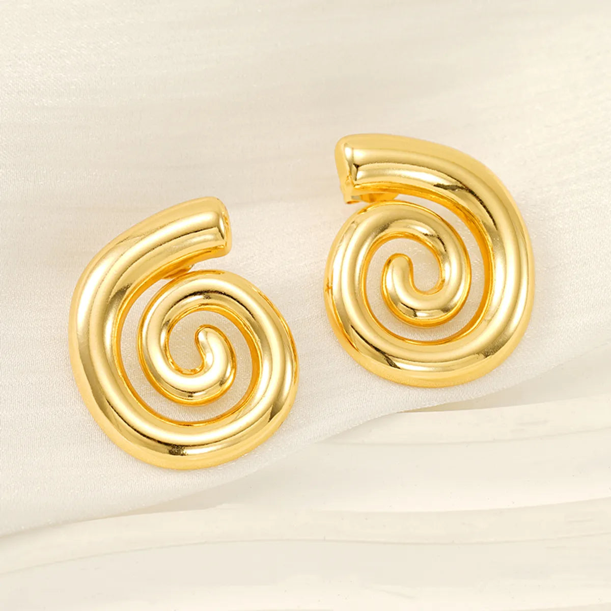 1 Pair Simple Style Classic Style Lines Spiral Stripe 304 Stainless Steel 18K Gold Plated Ear Studs