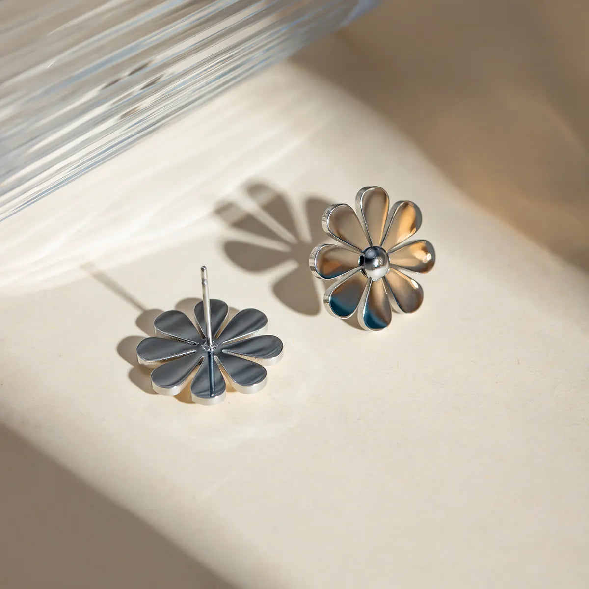 1 Pair Simple Style Classic Style Little Daisy Plating 304 Stainless Steel Ear Studs