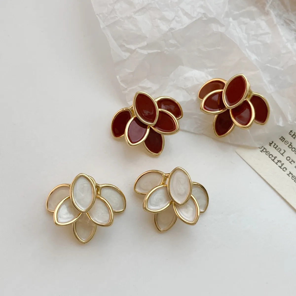 1 Pair Simple Style Classic Style Petal Enamel Copper 18K Gold Plated Ear Studs