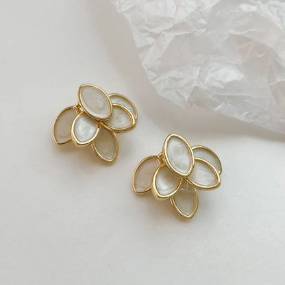 1 Pair Simple Style Classic Style Petal Enamel Copper 18K Gold Plated Ear Studs