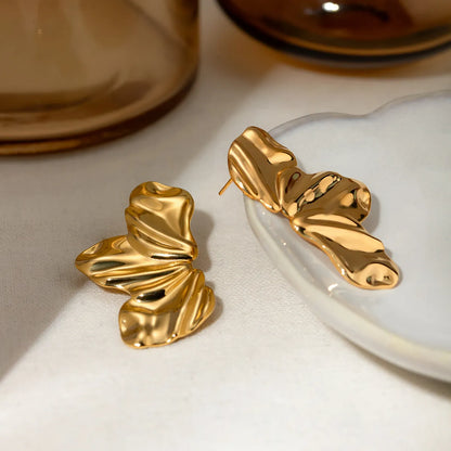 1 Pair Simple Style Classic Style Petal Plating 304 Stainless Steel 18K Gold Plated Ear Studs