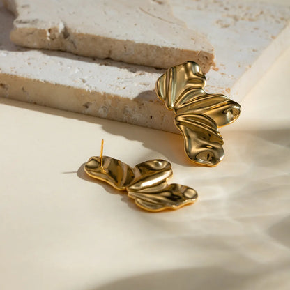 1 Pair Simple Style Classic Style Petal Plating 304 Stainless Steel 18K Gold Plated Ear Studs