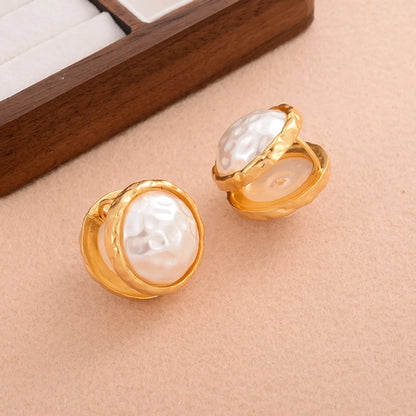 1 Pair Simple Style Classic Style Round Inlay Copper Alloy Pearl 18k Gold Plated Ear Studs