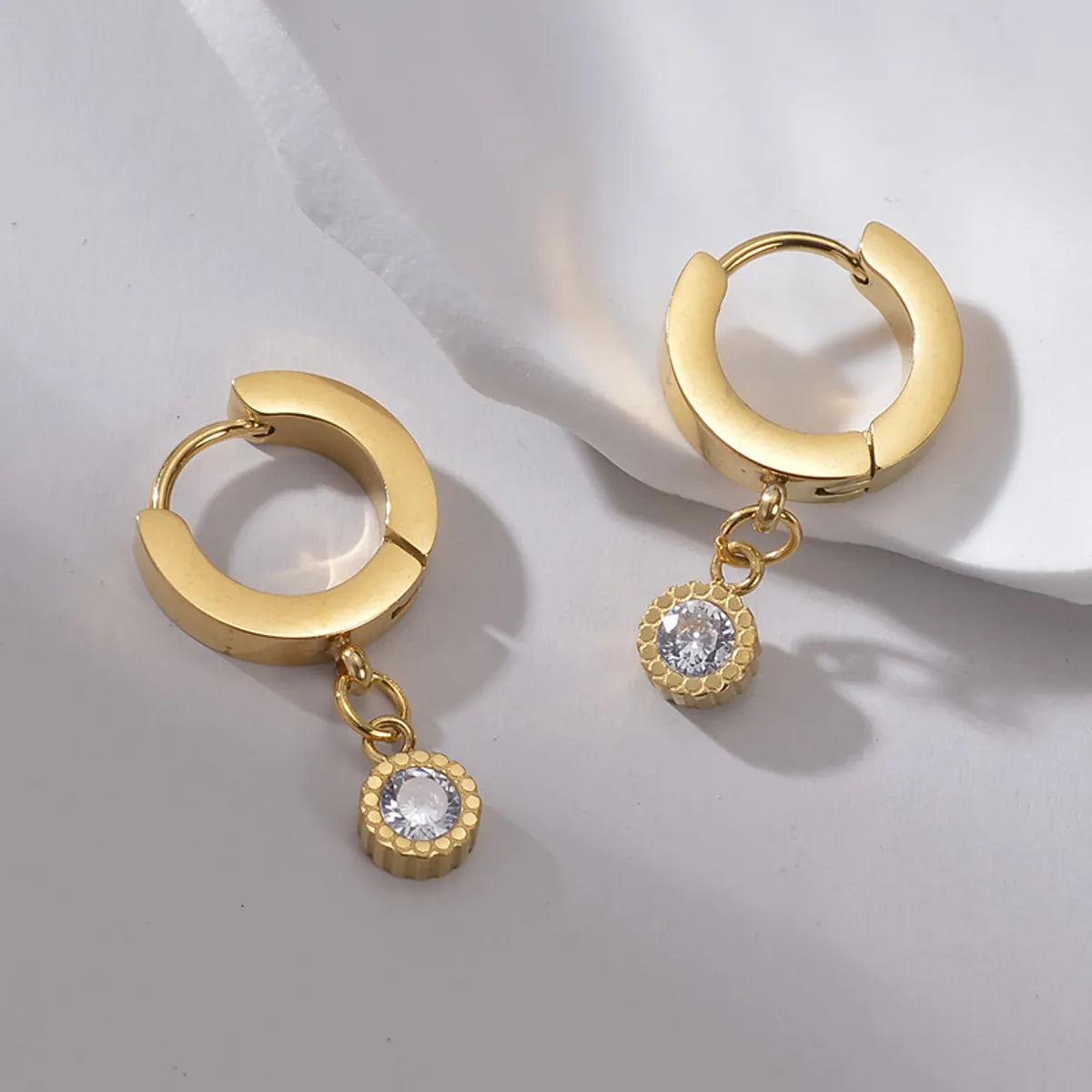 1 Pair Simple Style Classic Style Round Plating Inlay Stainless Steel Zircon 14k Gold Plated Drop Earrings