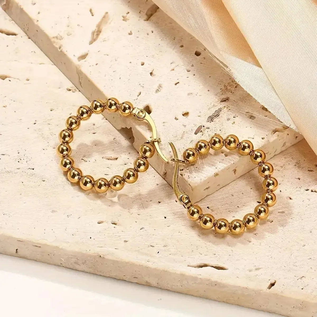 1 Pair Simple Style Classic Style Round Plating Stainless Steel Gold Plated Earrings