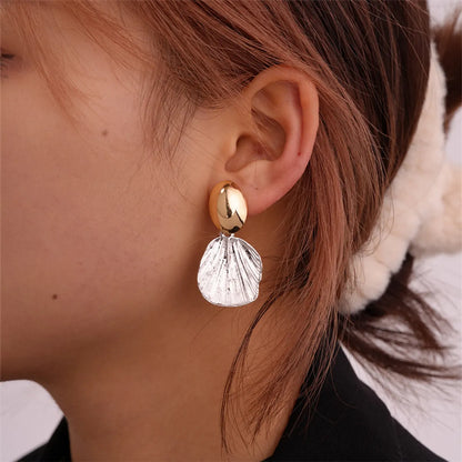 1 Pair Simple Style Classic Style Shell Irregular Plating Stainless Steel Gold Plated Drop Earrings