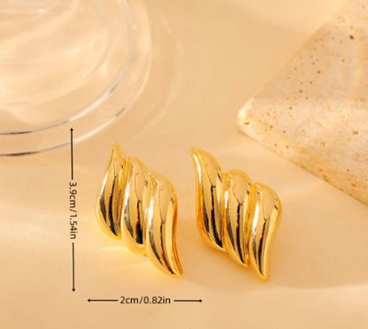 1 Pair Simple Style Classic Style Shiny Solid Color Plating Steel Copper 18K Gold Plated Ear Studs