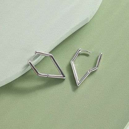 1 Pair Simple Style Classic Style Solid Color Alloy Earrings