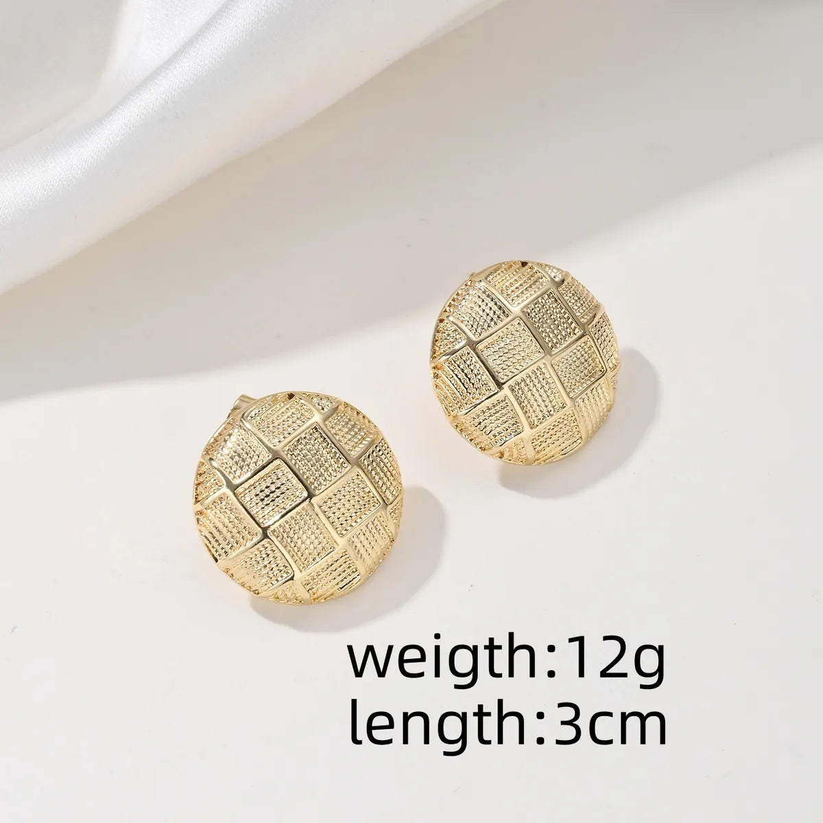 1 Pair Simple Style Classic Style Solid Color Asymmetrical Alloy Ear Studs