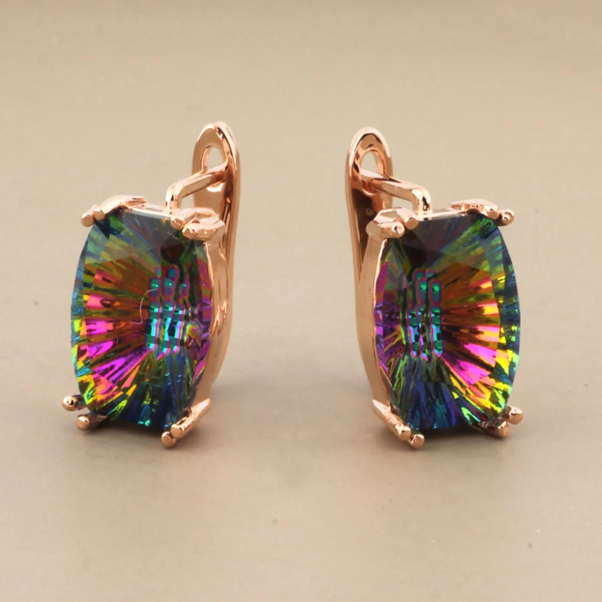 1 Pair Simple Style Classic Style Solid Color Inlay Copper Artificial Gemstones Earrings