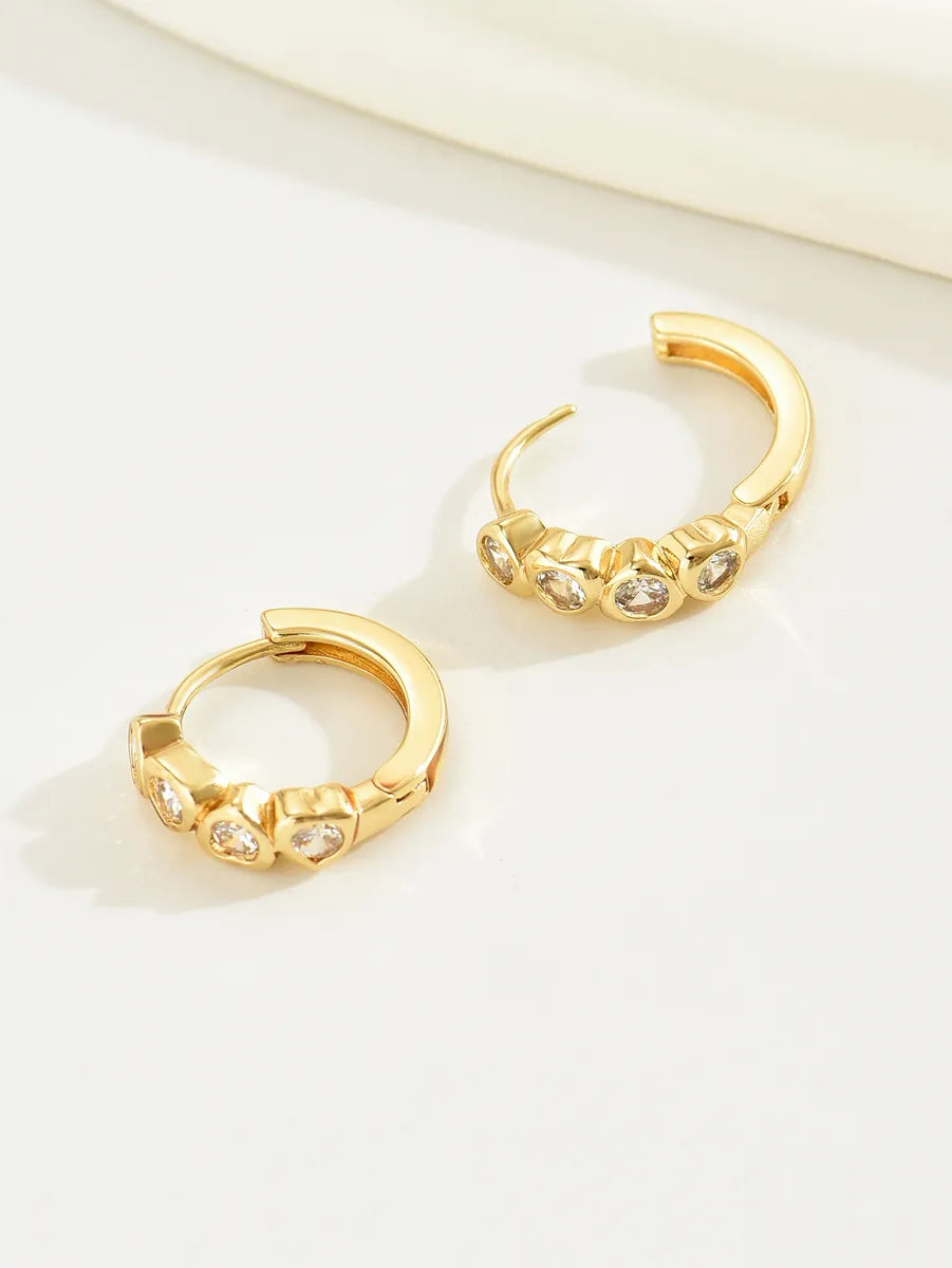 1 Pair Simple Style Classic Style Solid Color Inlay Copper Rhinestones Gold Plated Hoop Earrings