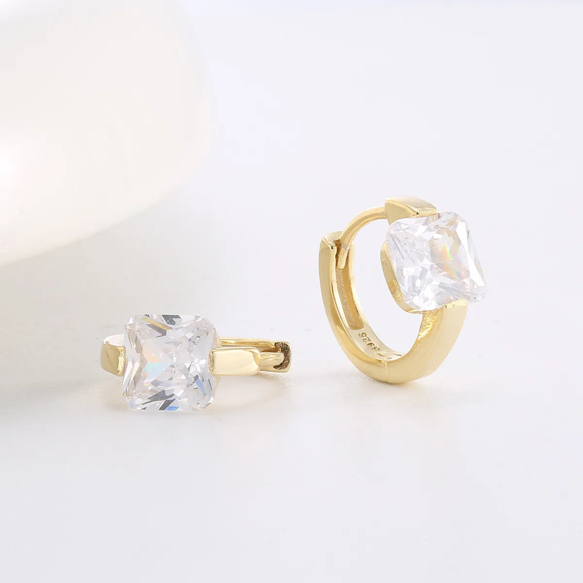 1 Pair Simple Style Classic Style Solid Color Inlay Sterling Silver Zircon Earrings