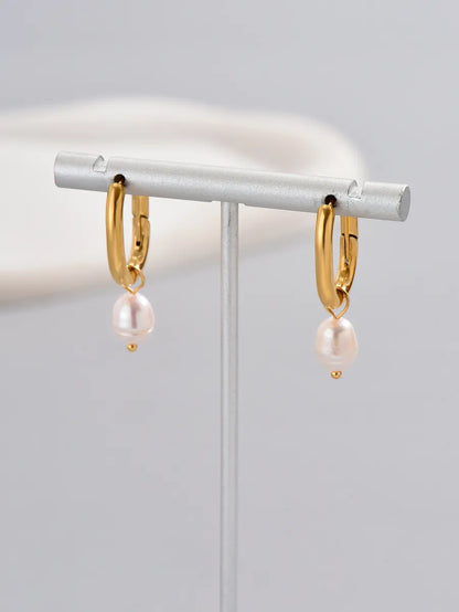 1 Pair Simple Style Classic Style Solid Color Layered Plating Inlay Titanium Steel Artificial Pearls 18k Gold Plated Gold Plated Dangling Earrings