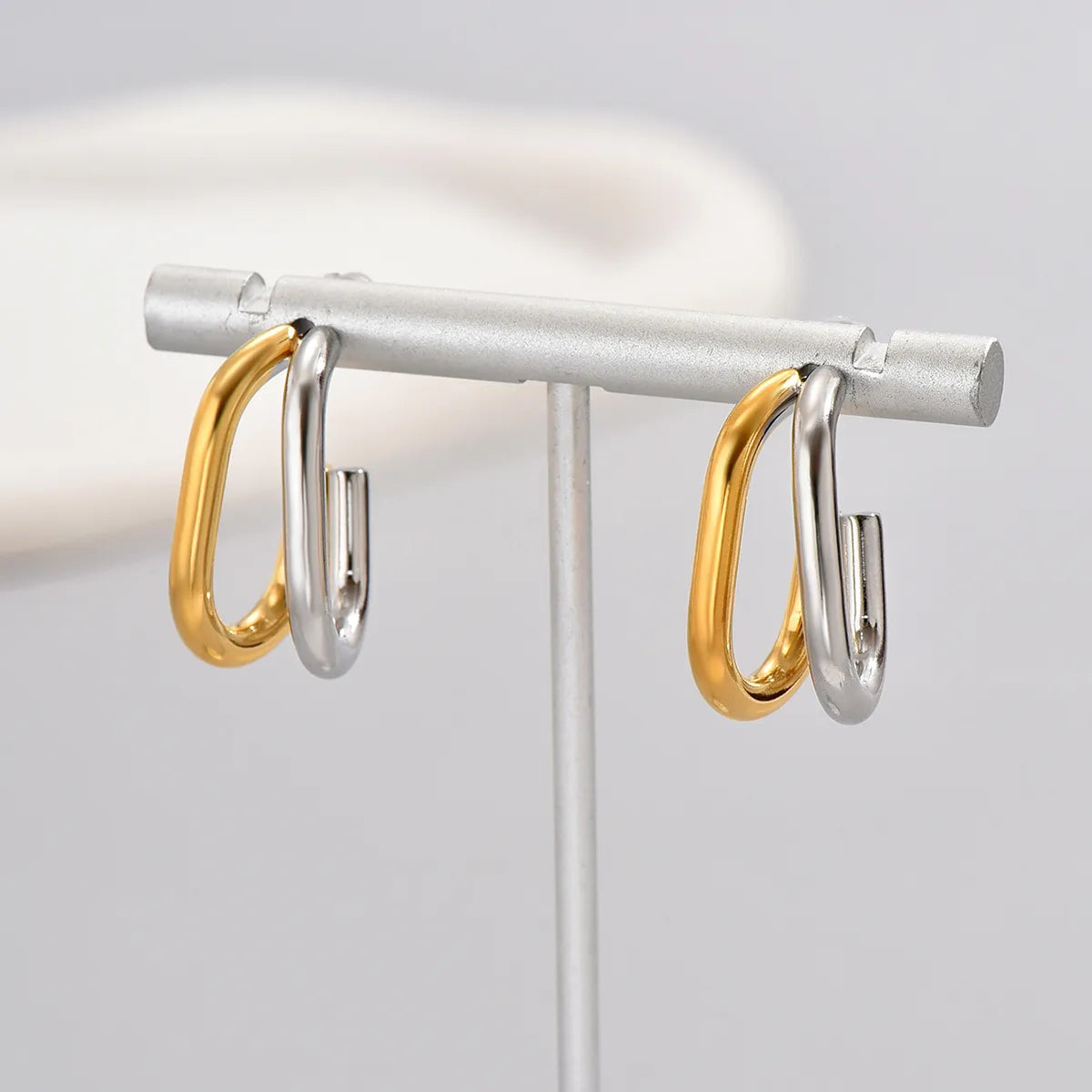 1 Pair Simple Style Classic Style Solid Color Layered Plating 304 Stainless Steel Titanium Steel 18K Gold Plated Ear Studs