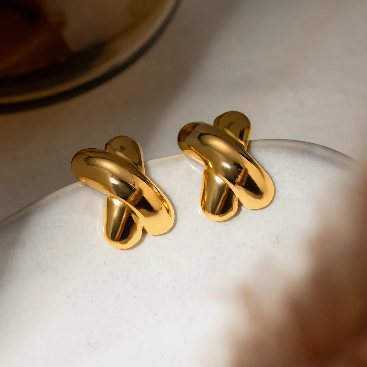 1 Pair Simple Style Classic Style Solid Color Plating 304 Stainless Steel 18K Gold Plated Ear Studs