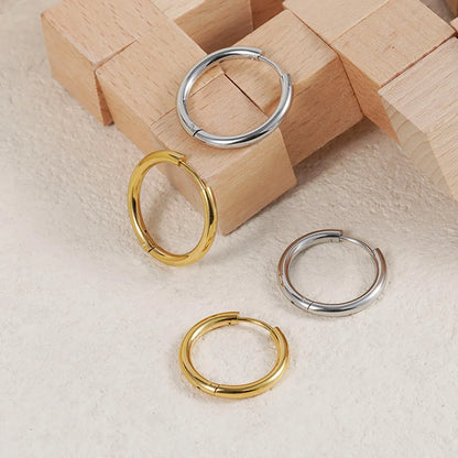 1 Pair Simple Style Classic Style Solid Color Plating 304 Stainless Steel 18K Gold Plated Earrings