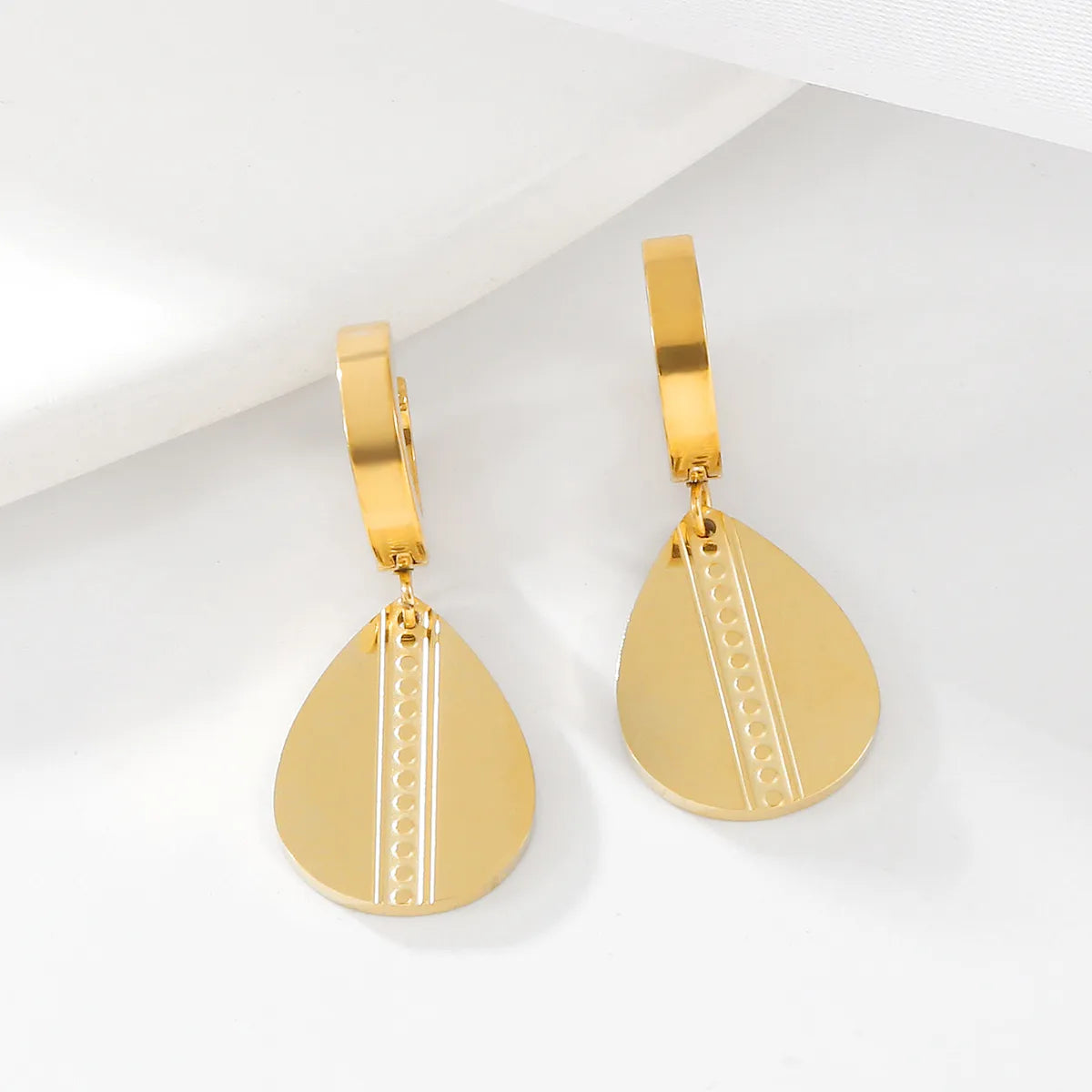 1 Pair Simple Style Classic Style Solid Color Plating 304 Stainless Steel 18K Gold Plated