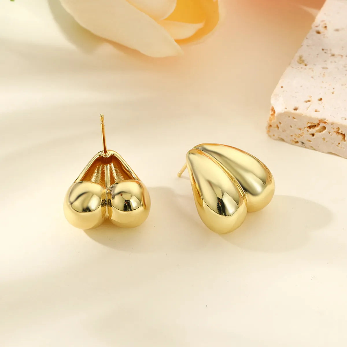 1 Pair Simple Style Classic Style Solid Color Plating Copper Gold Plated Ear Studs